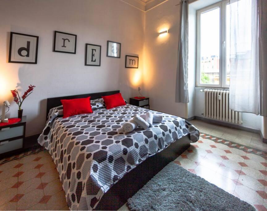 דירות רומא Red House Ostiense Historic Building מראה חיצוני תמונה